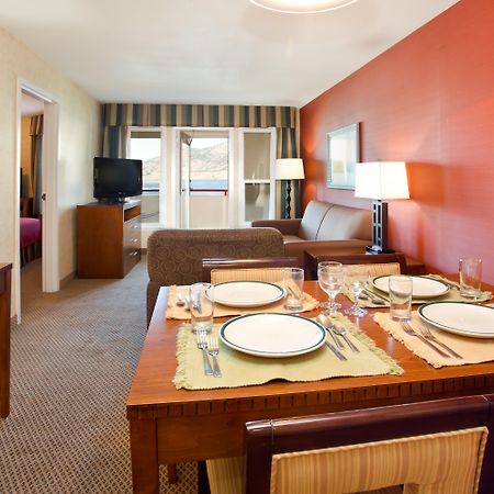 Holiday Inn Hotel & Suites Osoyoos By Ihg Quarto foto