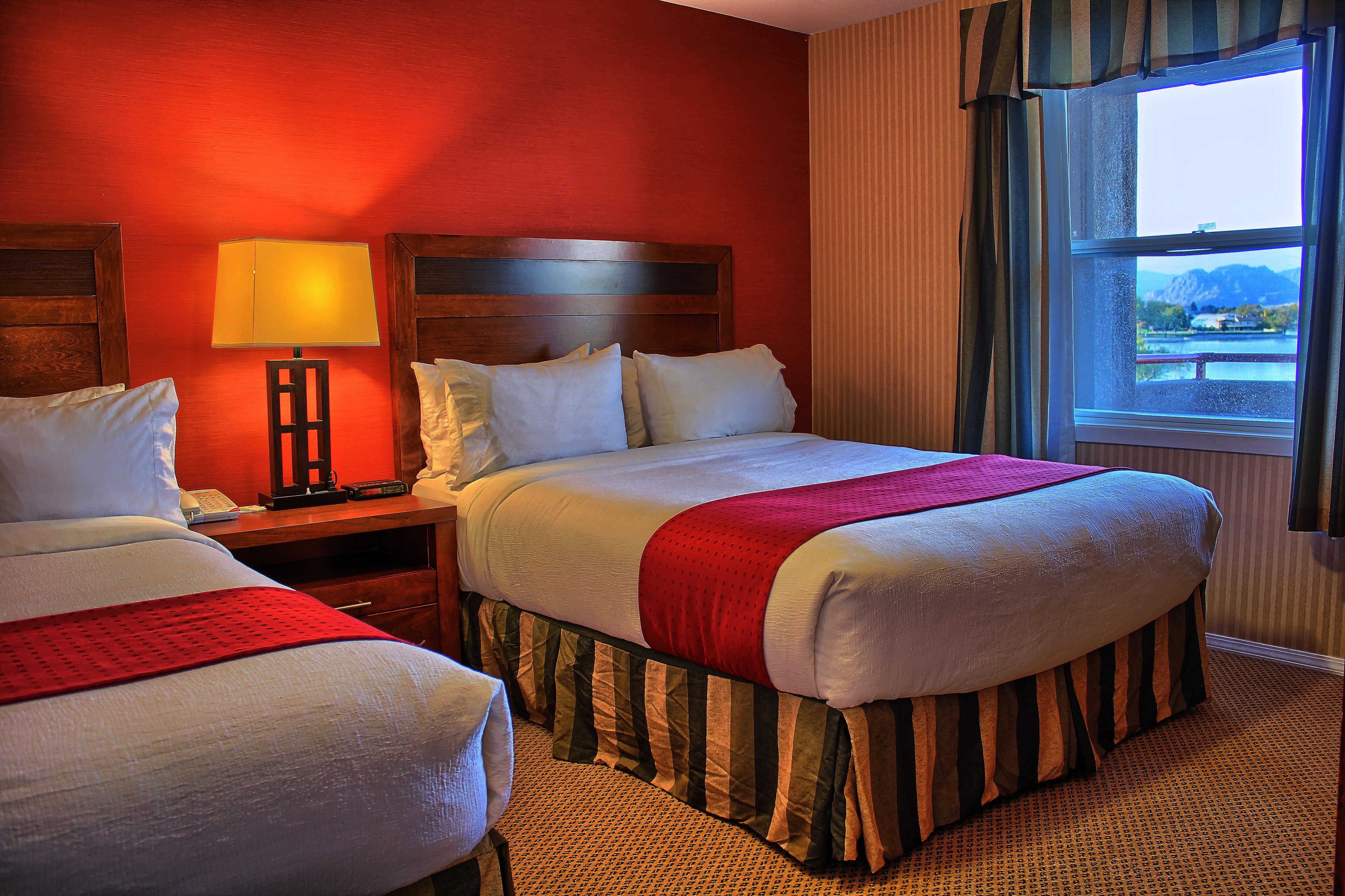 Holiday Inn Hotel & Suites Osoyoos By Ihg Exterior foto